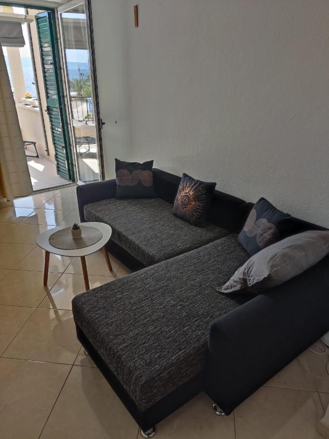 Apartment Dalma Podgora Exterior foto